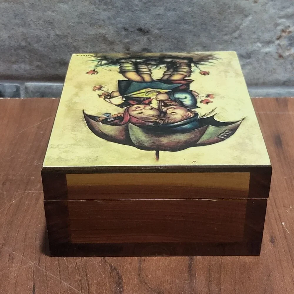 Vintage Hummel Boy and Girl Under Umbrella Wooden Trinket Jewelry Cedar Box Bras